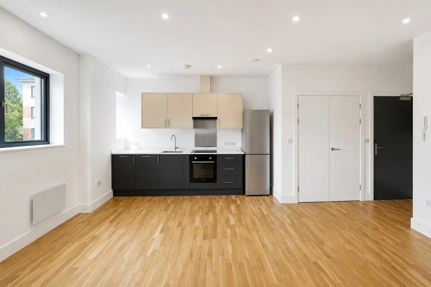 Flat Seven Sisters Road in Greater London