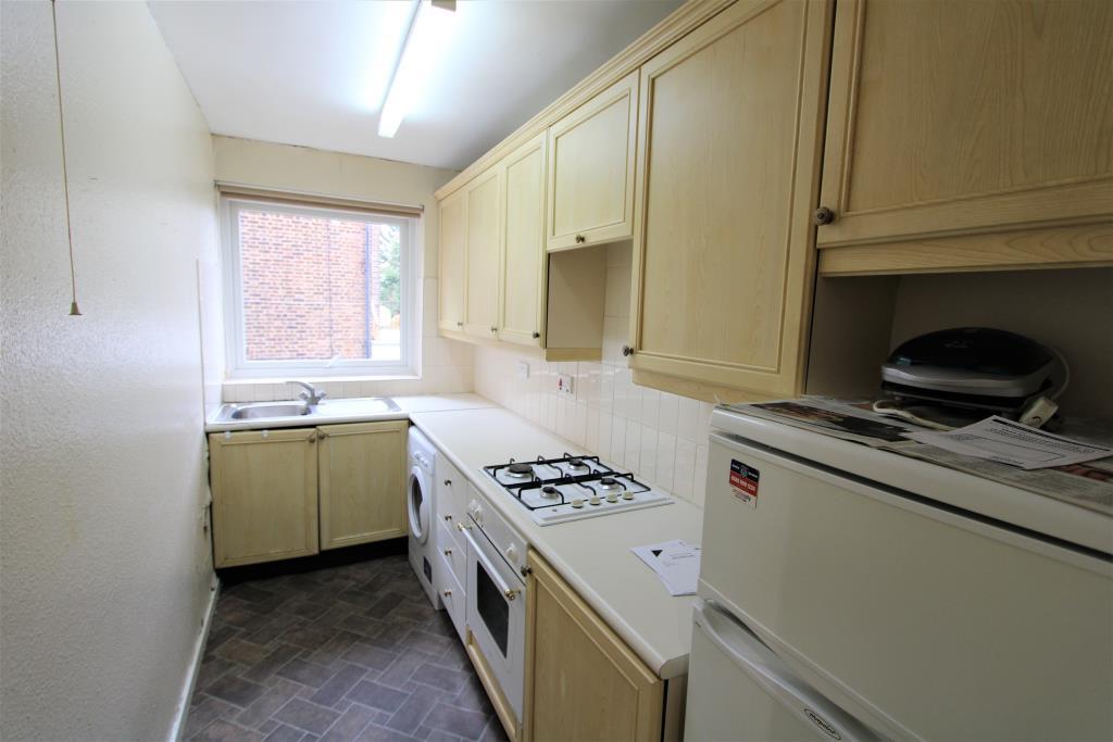 Flat Nursery Walk in Greater London