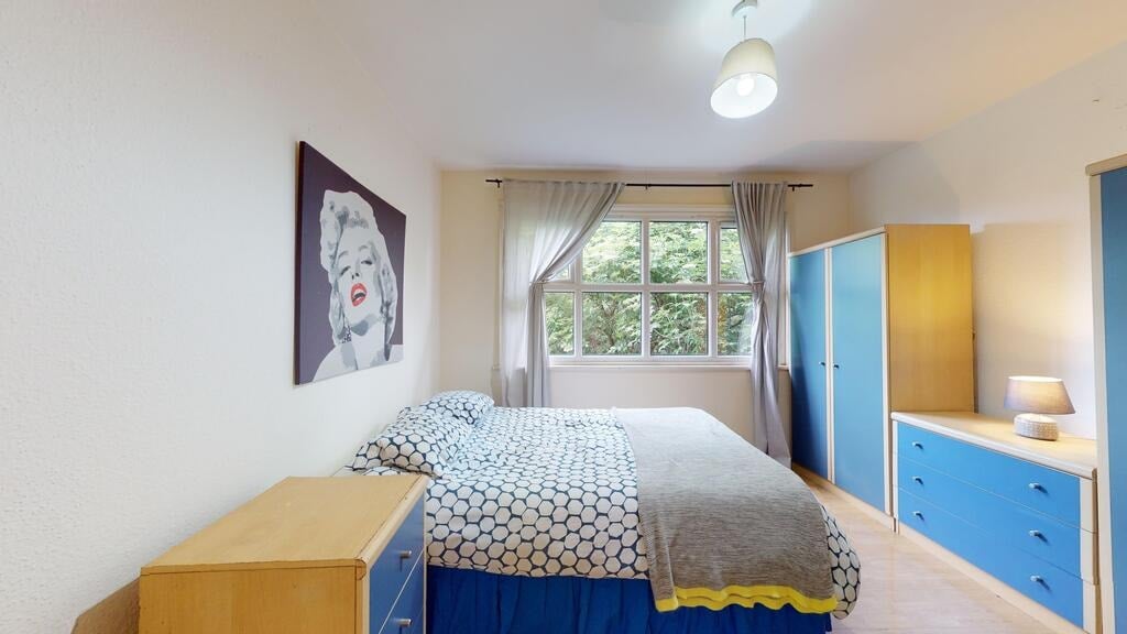Room Anson Road in Greater London
