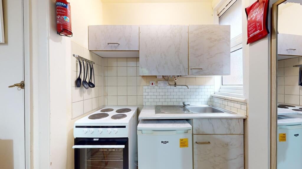 Room Anson Road in Greater London