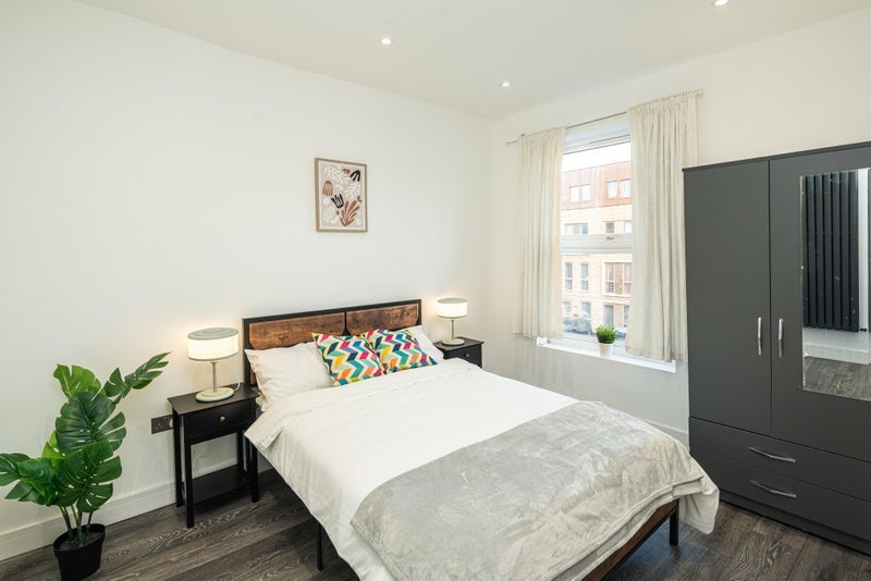 Flat Sydenham Road in Greater London
