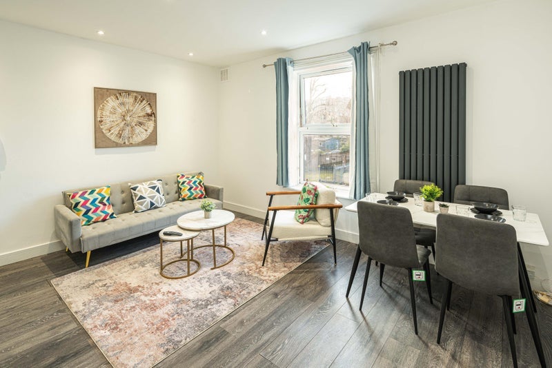 Flat Sydenham Road in Greater London