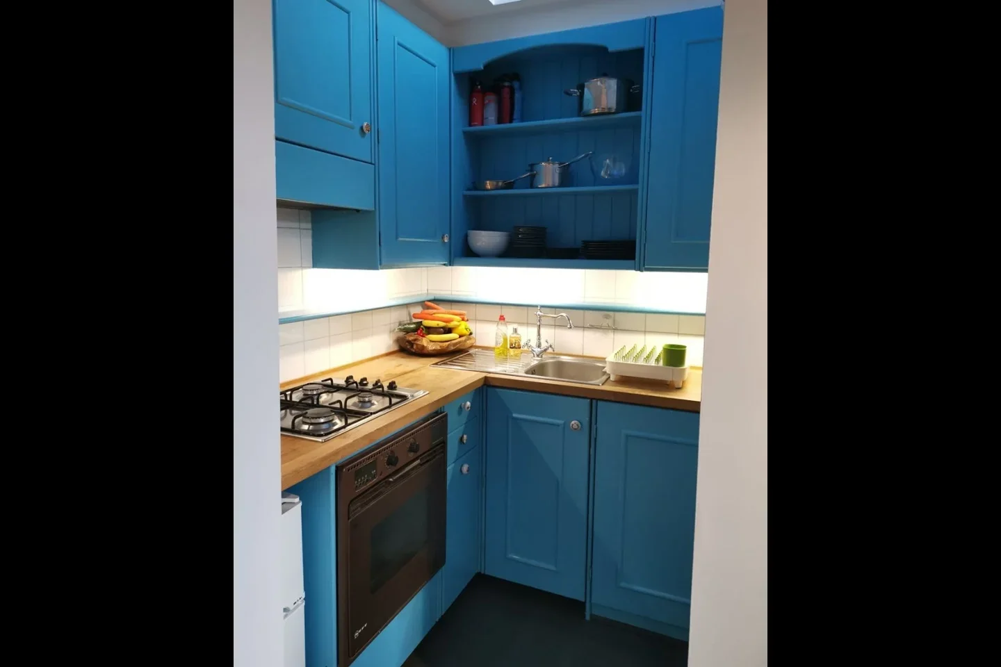 Flat Allingham Street in Greater London