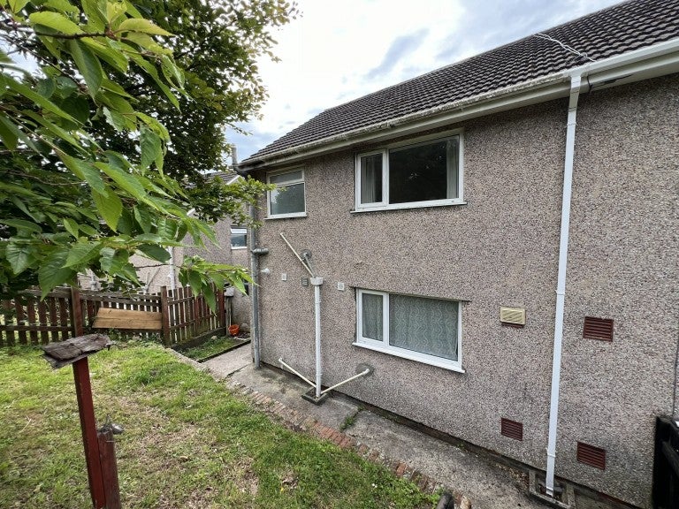 House Prosser Close in Carmarthen