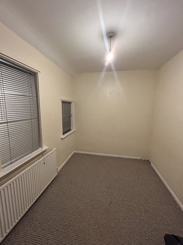 Room Magdelene Road in Wakefield