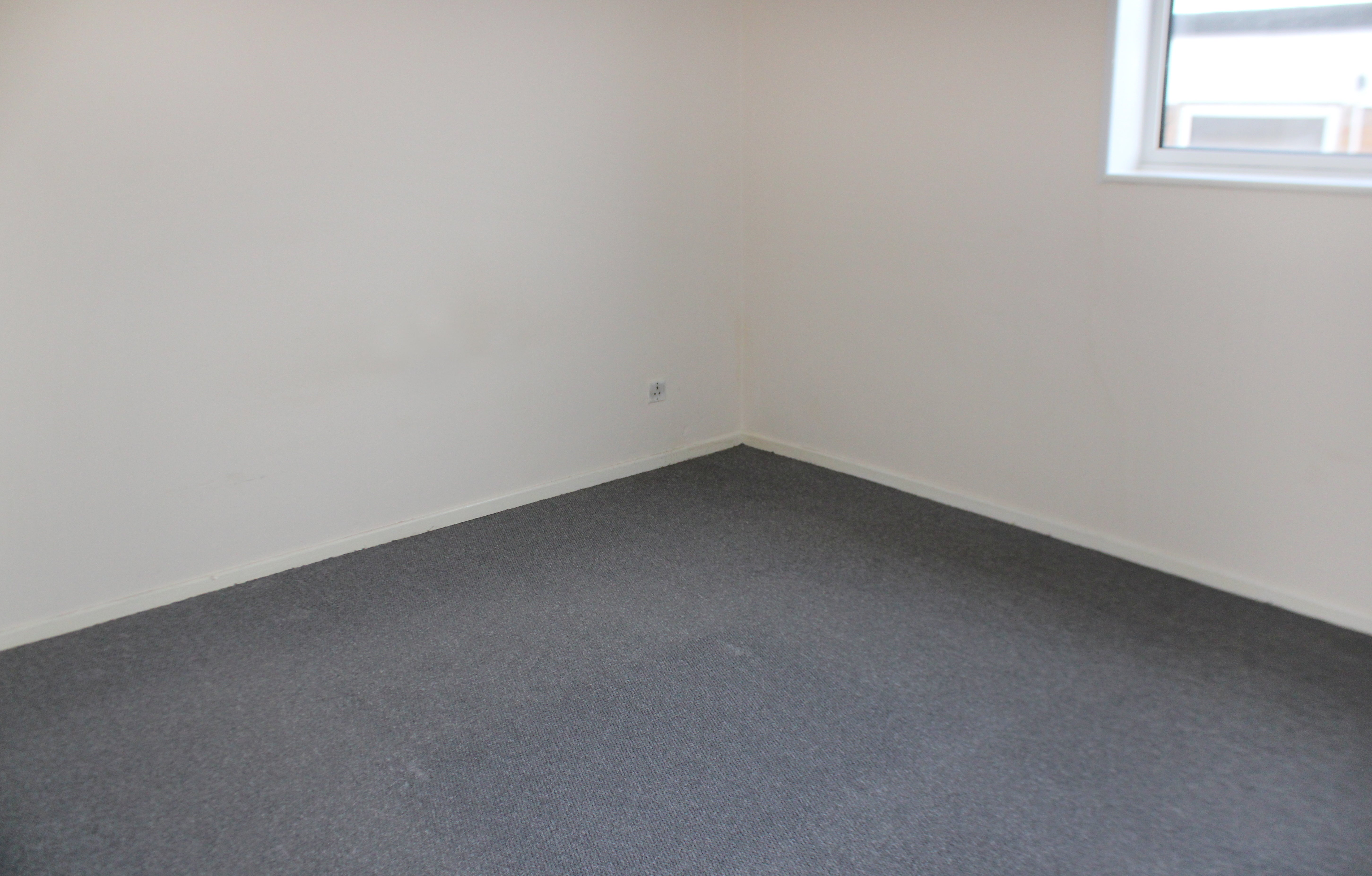 Flat Blackwood Avenue in Rugby