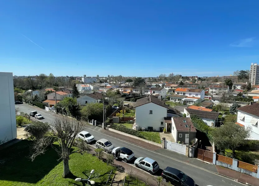 Appartement Allée des Foreurs à Talence