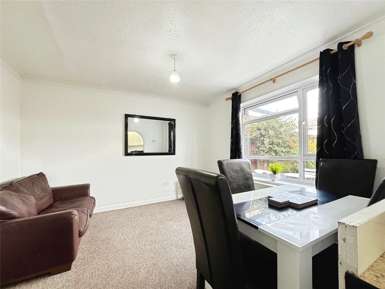 Room Beechtree Avenue in Borough of Runnymede