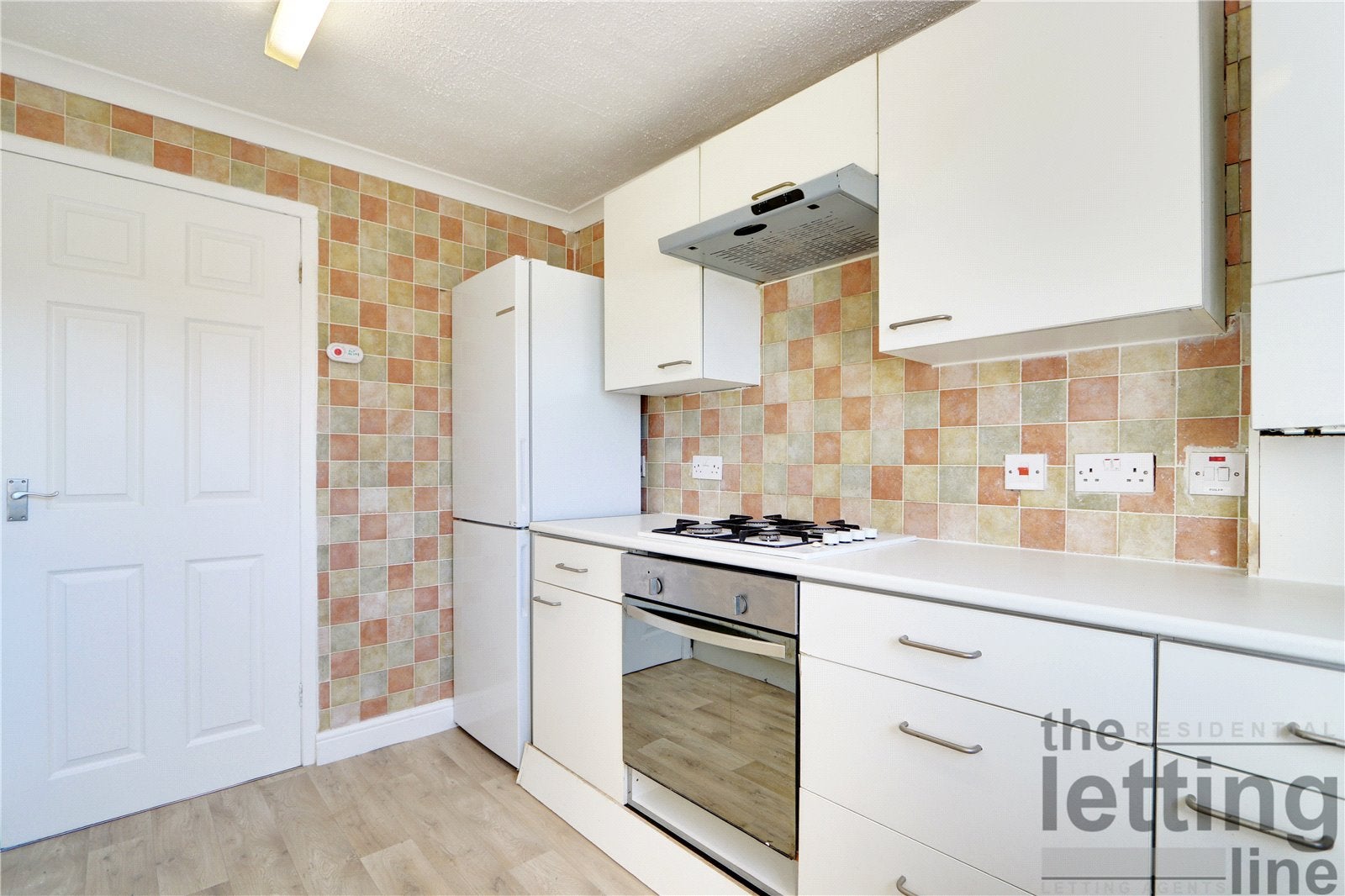 Flat Gordon Road in Greater London