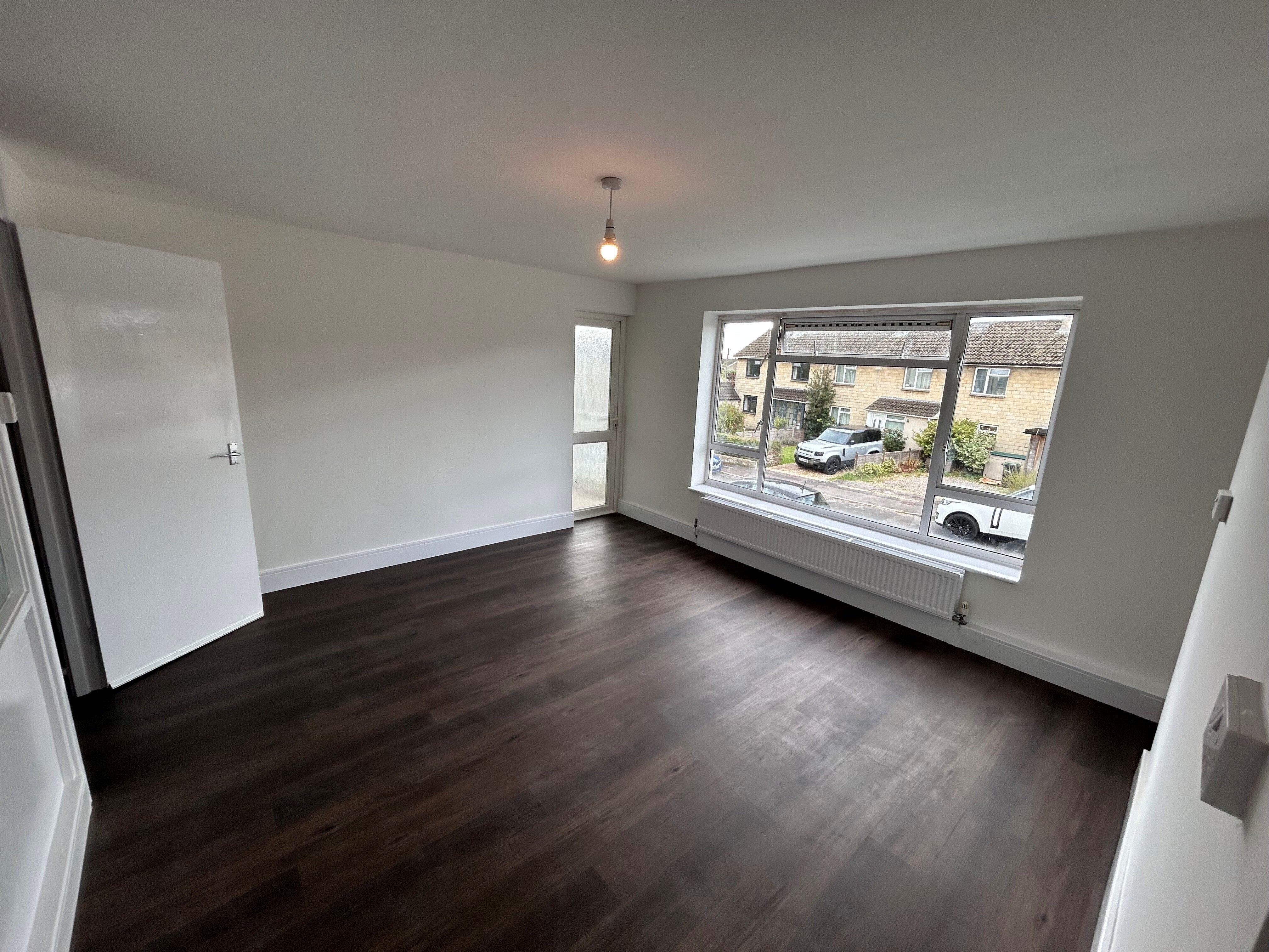 Flat Weller Road in Corsham