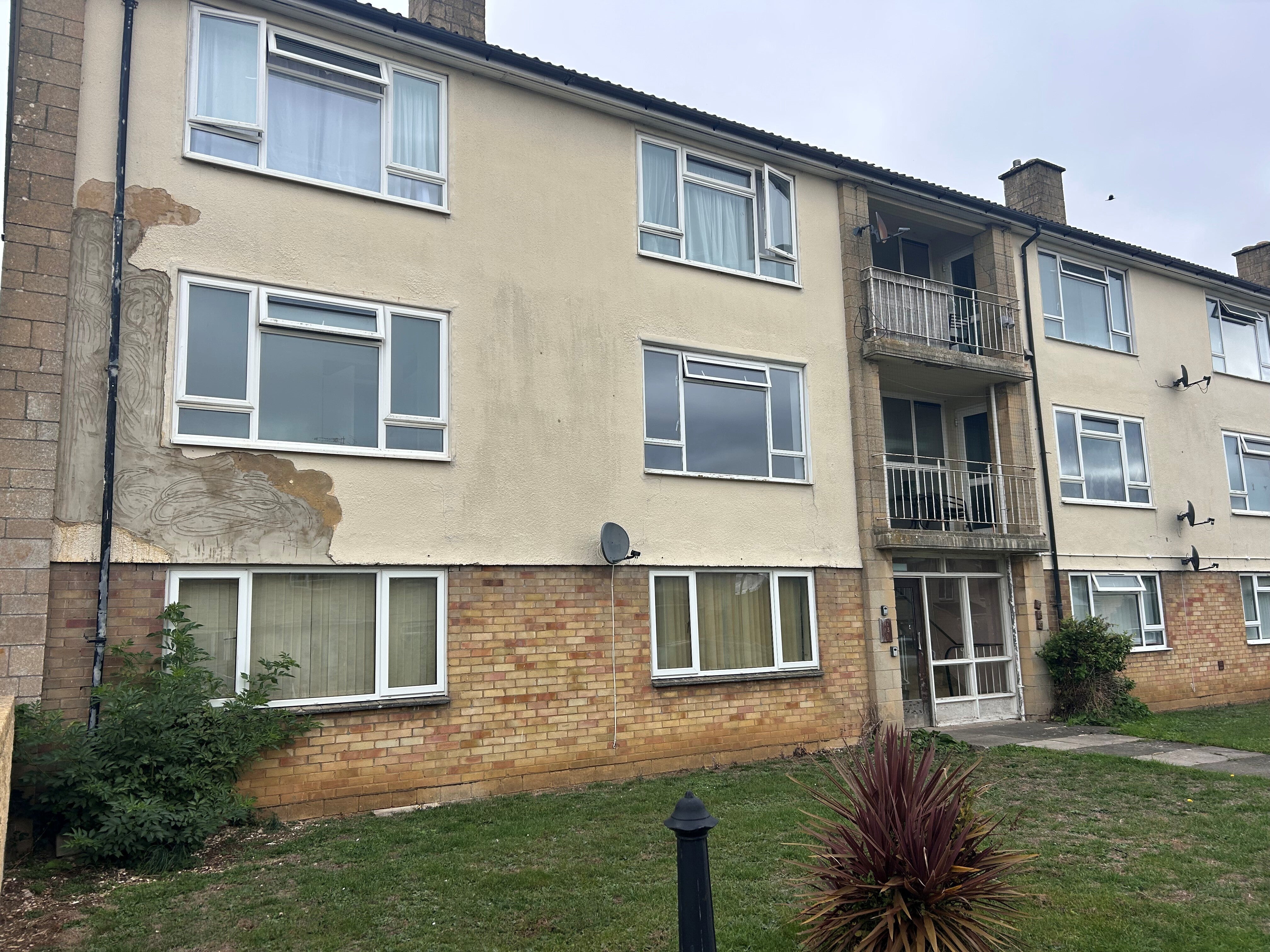 Flat Weller Road in Corsham