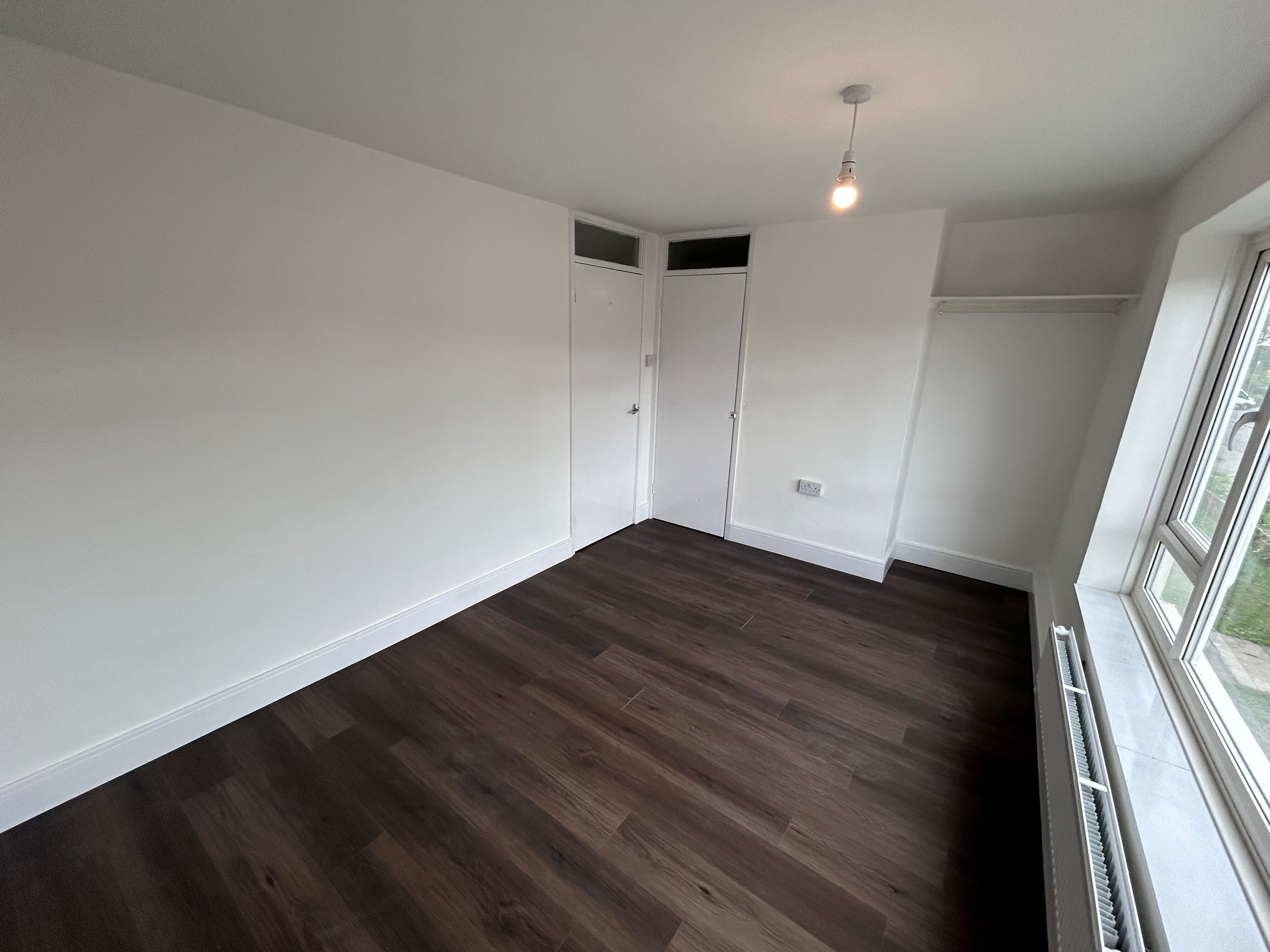 Flat Weller Road in Corsham