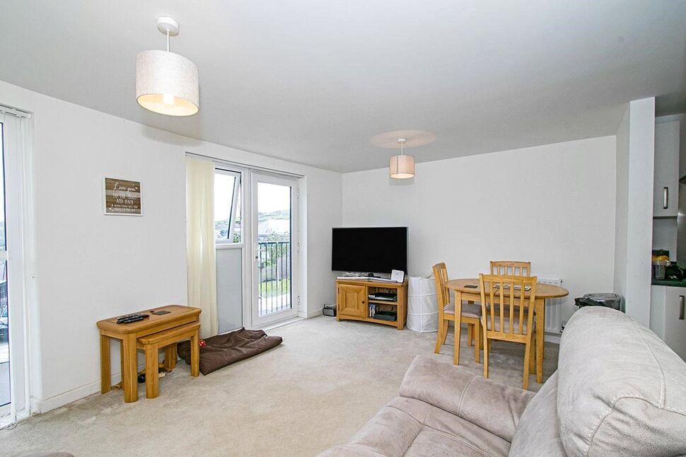 Flat Kerrier Way in Camborne