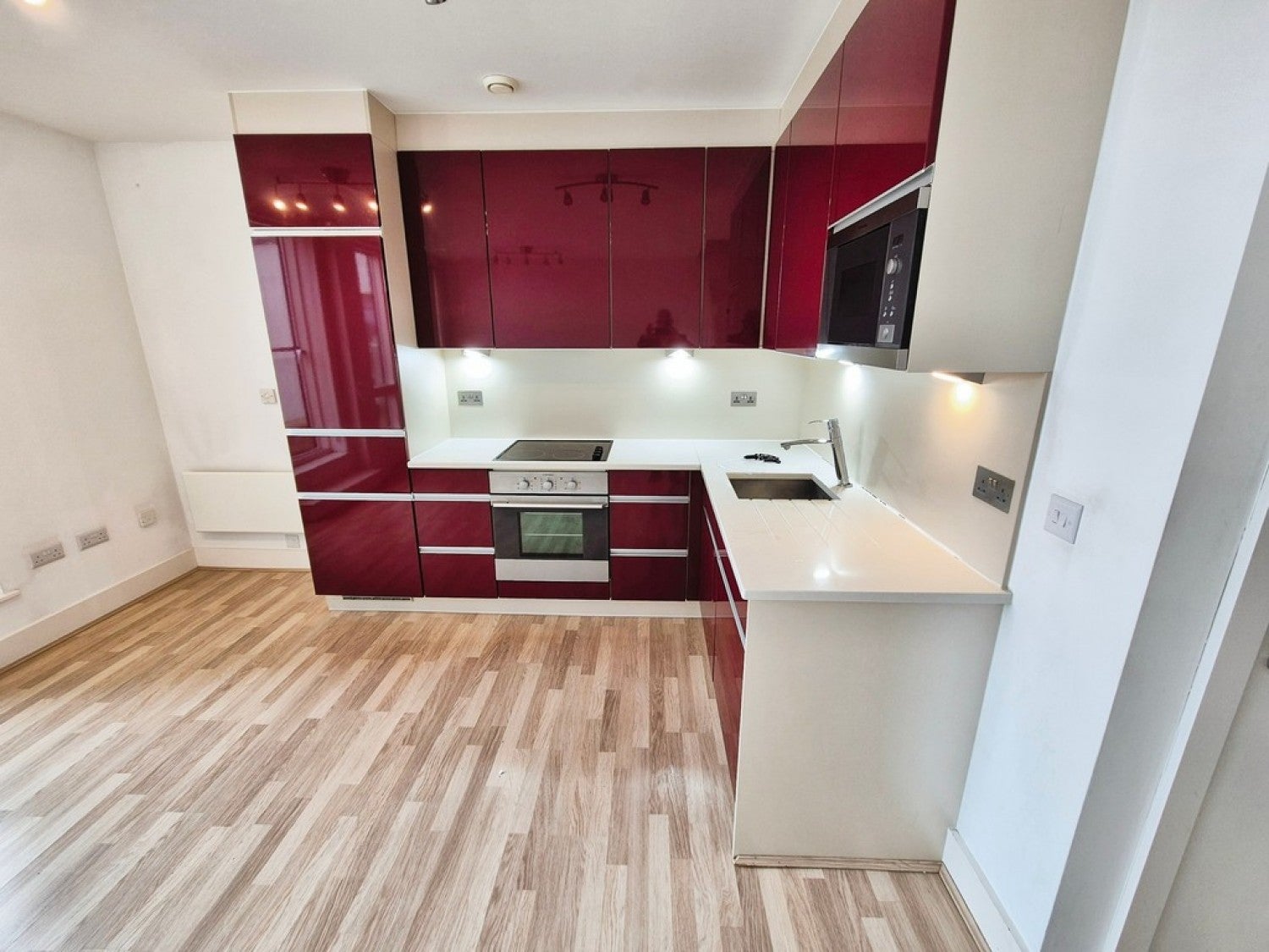 Flat Alençon Link in Basingstoke and Deane