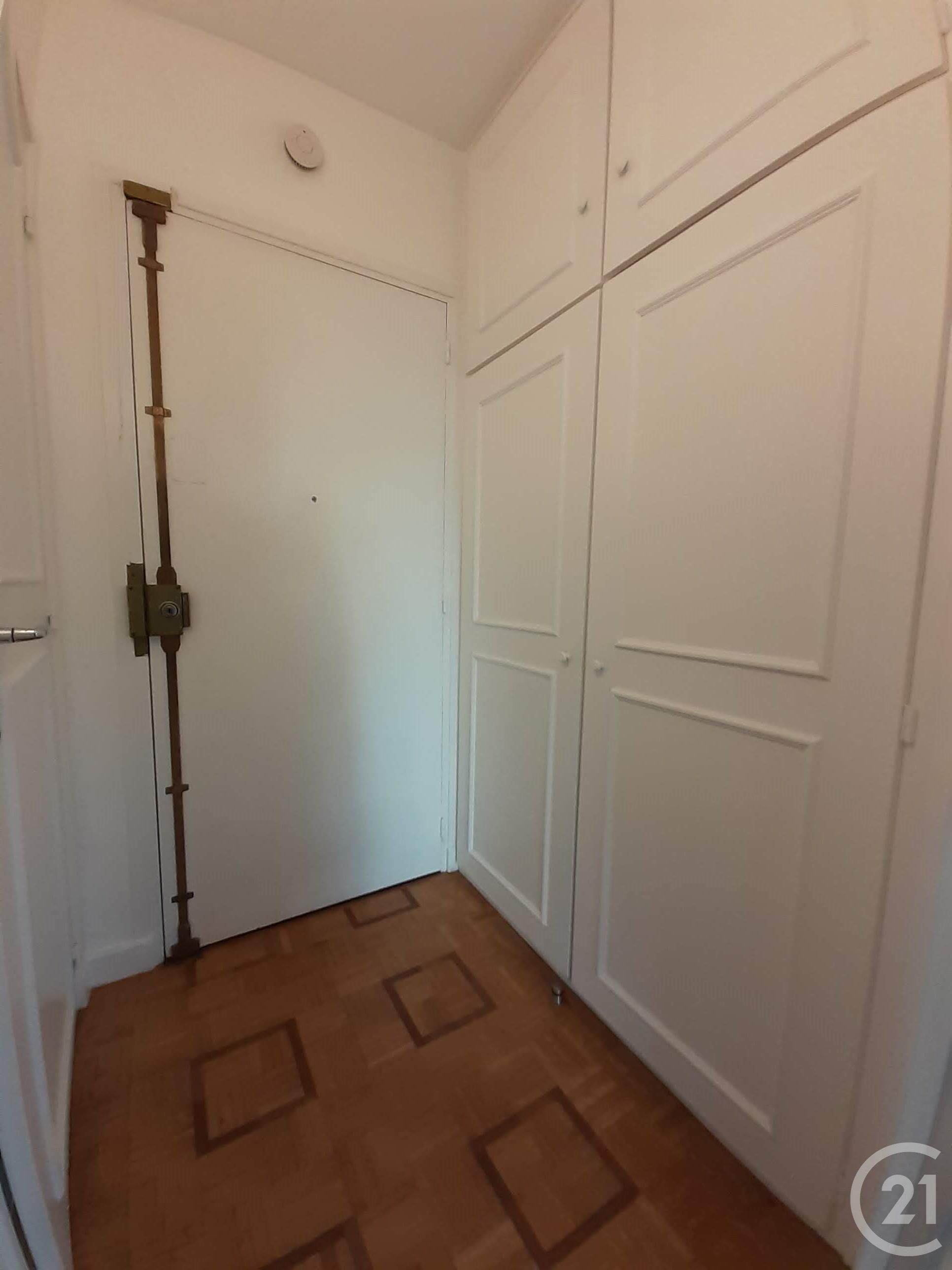 Appartement Rue du Commandant René Mouchotte à Saint-Mandé