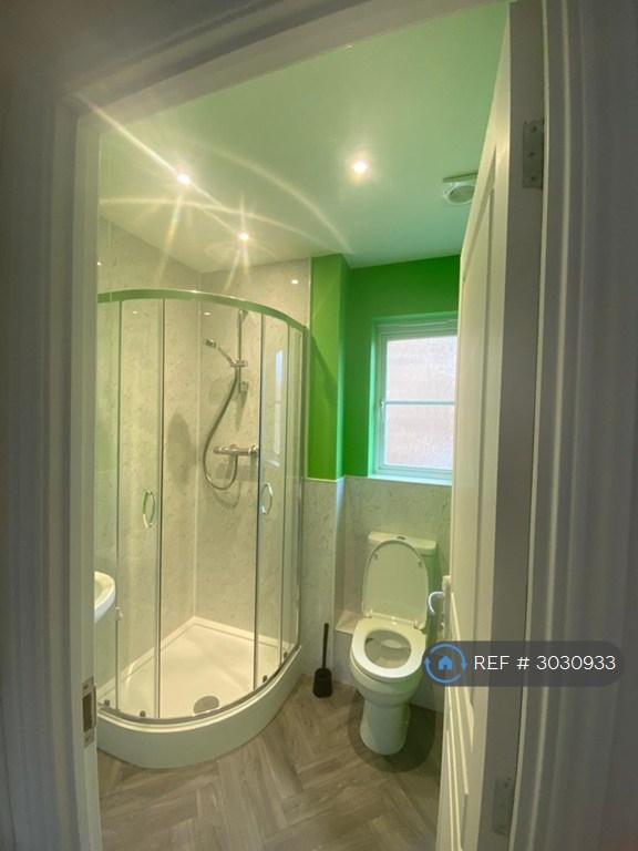 Room Thurlow Close in East Suffolk