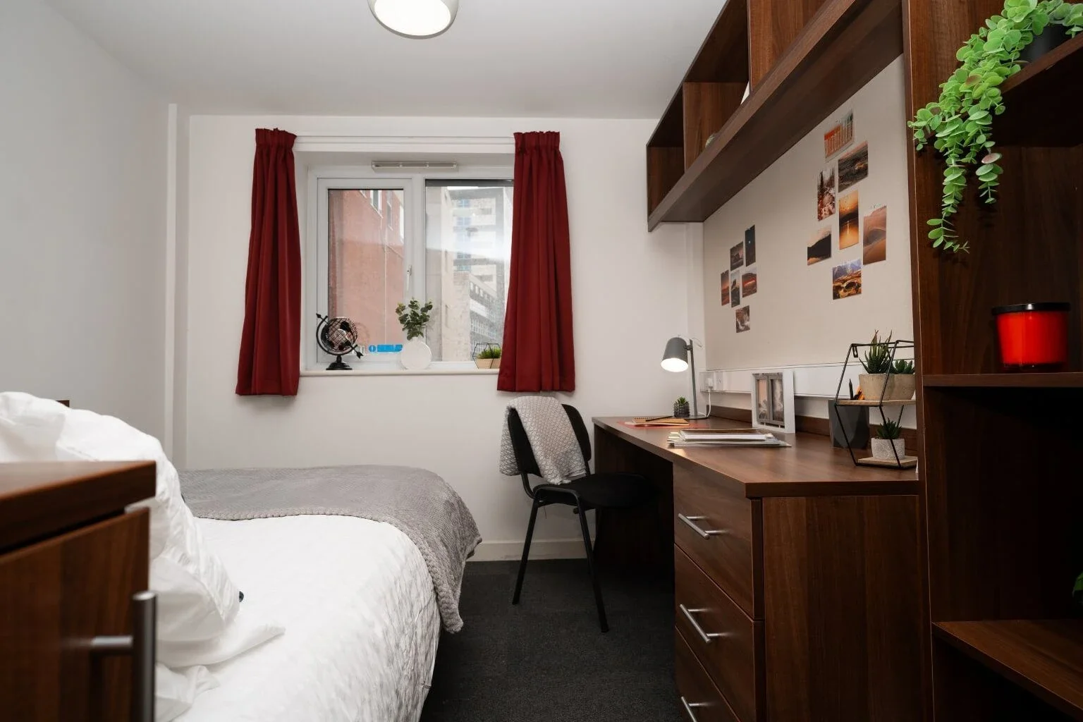 Room Adelphi Street in Preston