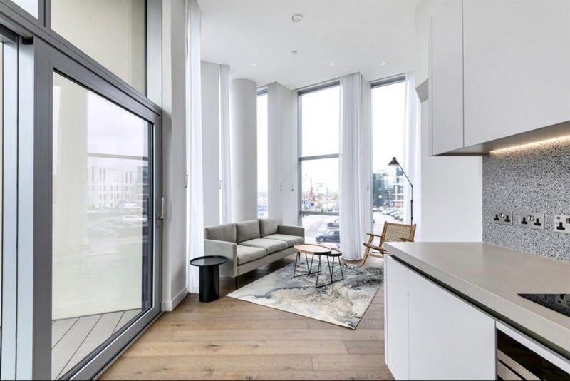 Room Cutter Lane in Greater London