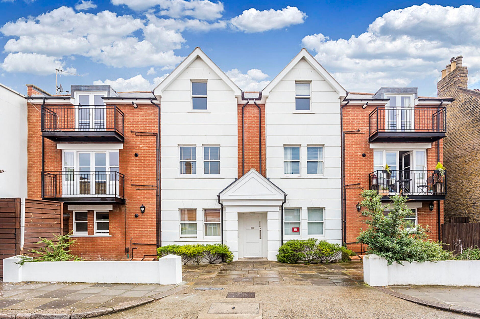 House Davis Road in Greater London