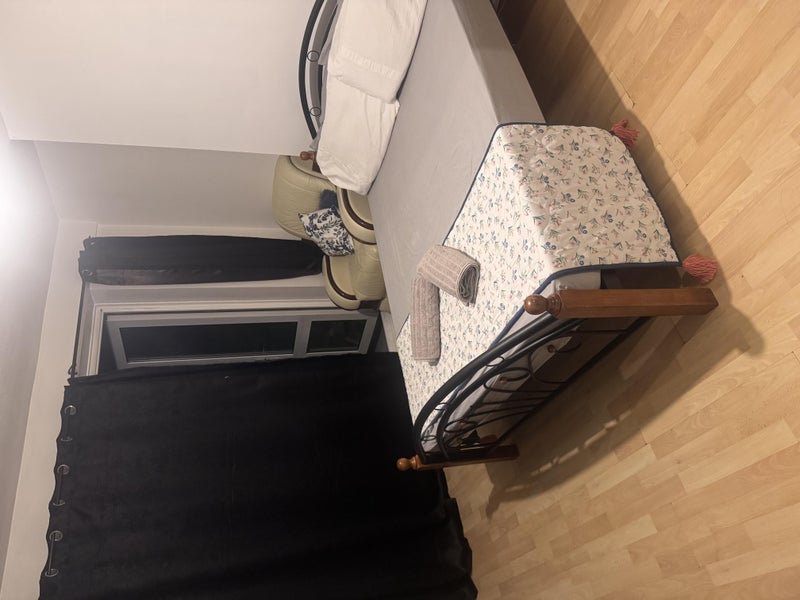 Flat Bethwin Road in Greater London