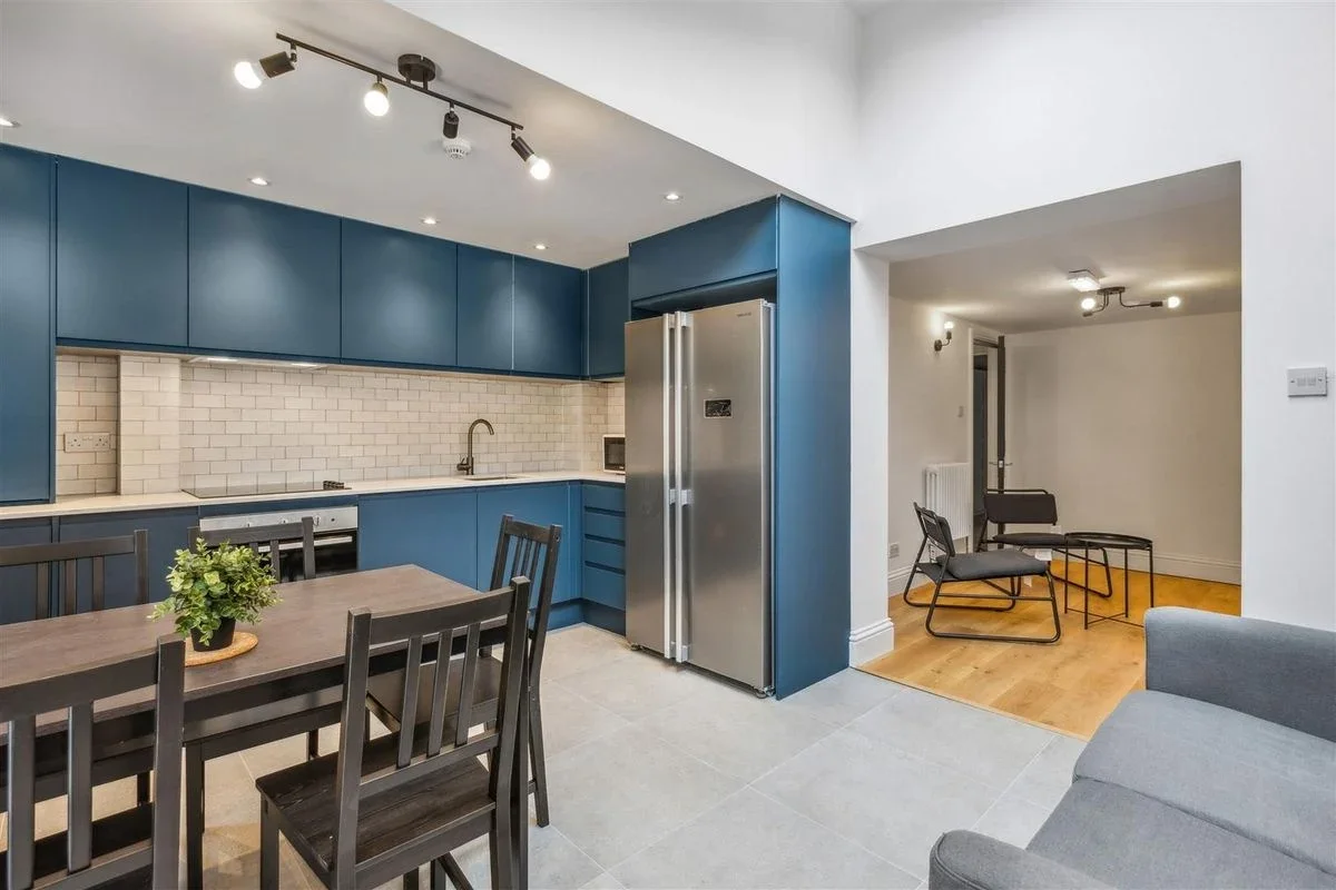 House Minet Road in Greater London