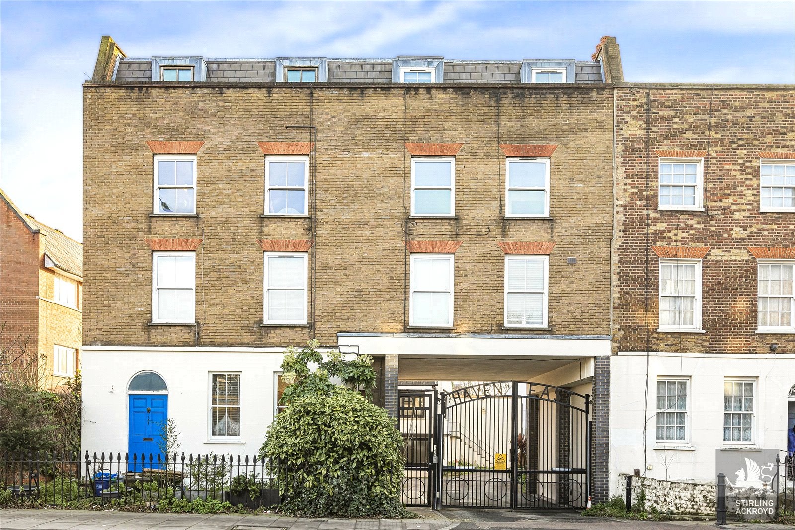 Flat Dalston Lane in Greater London