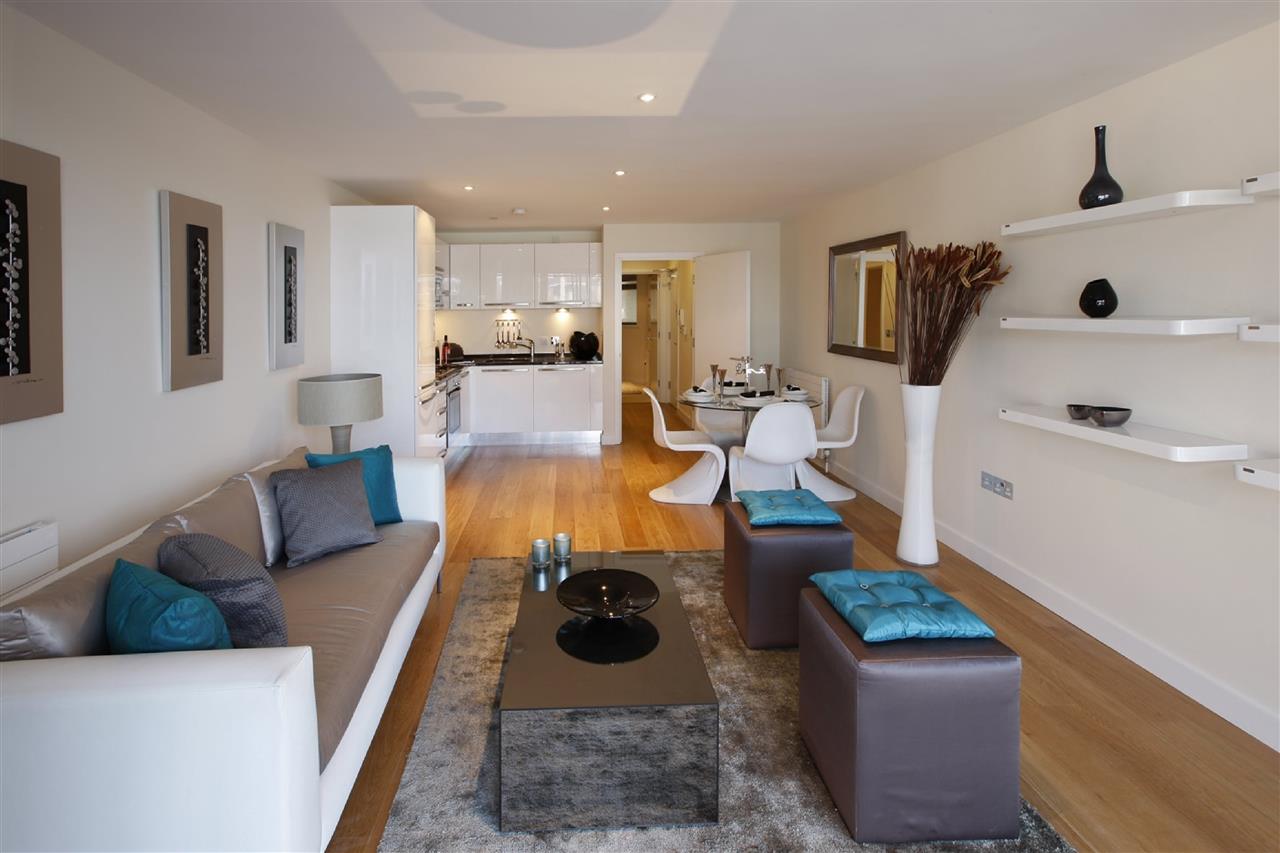 Flat Fortess Road in Greater London