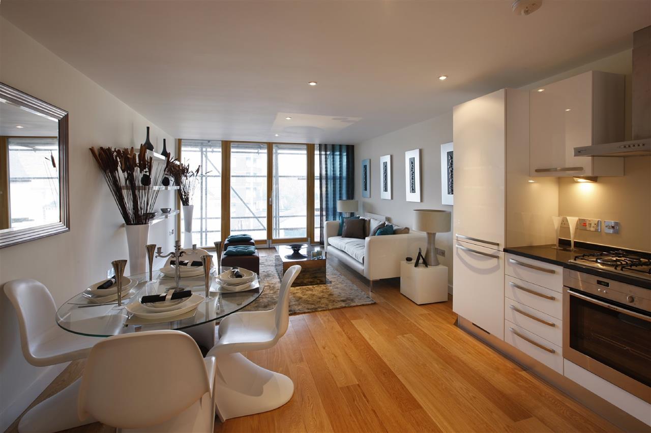 Flat Fortess Road in Greater London