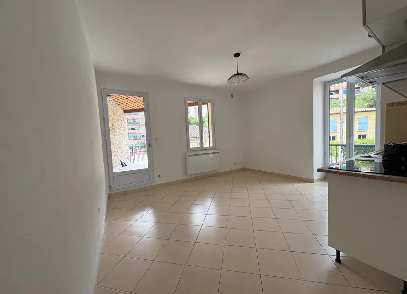 Appartement Boulevard du Docteur Roux à L'Escarène