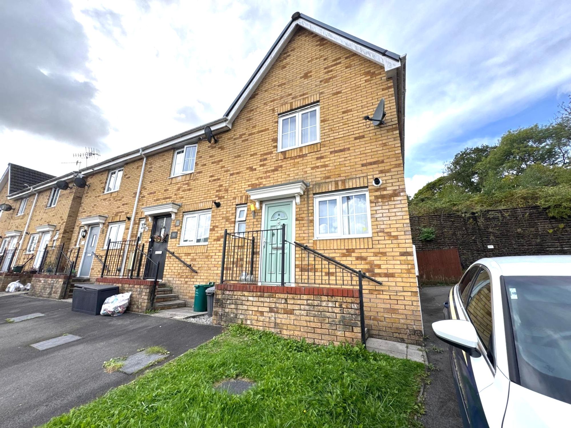 House Clos Gellifaelog in Tonypandy