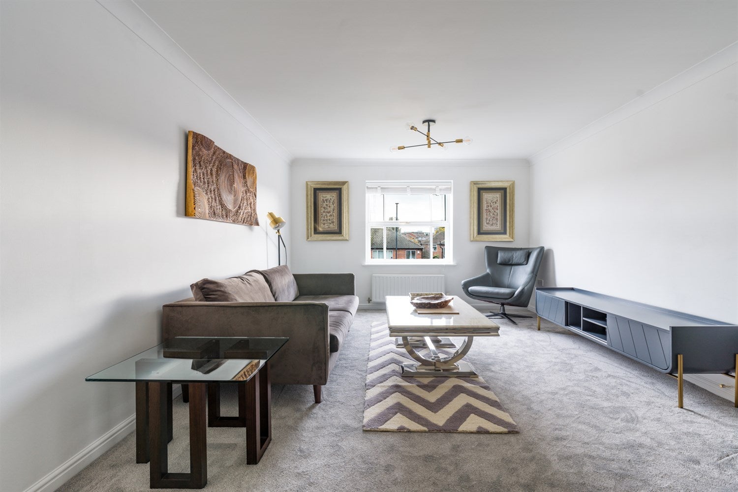 Flat Broadway West in Newcastle upon Tyne