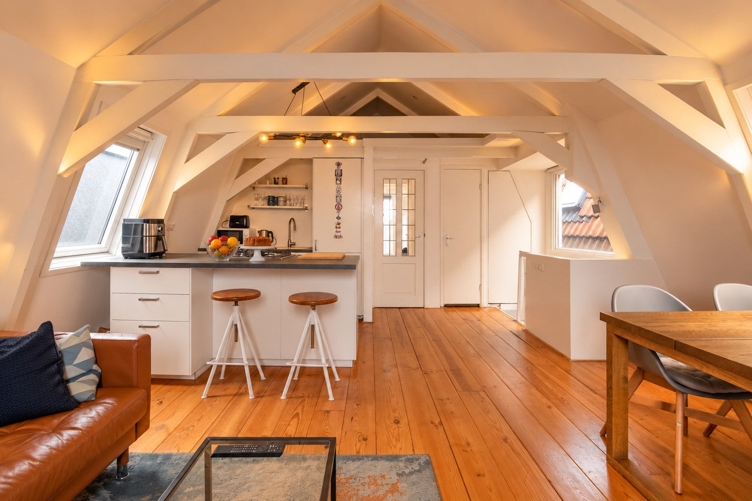 Appartement te koop: Van Woustraat 38-4, Amsterdam