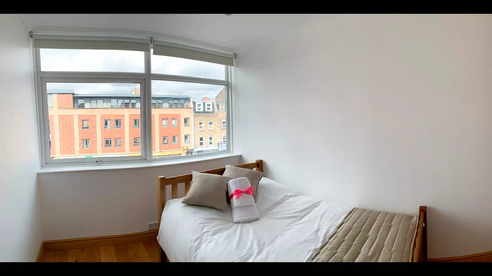 Flat Wilmot Street in Greater London