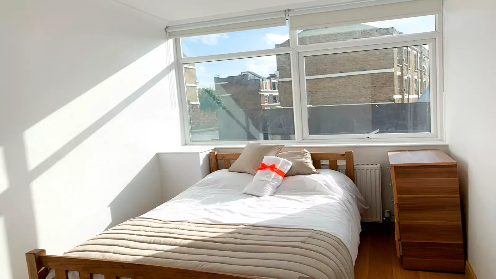 Flat Wilmot Street in Greater London