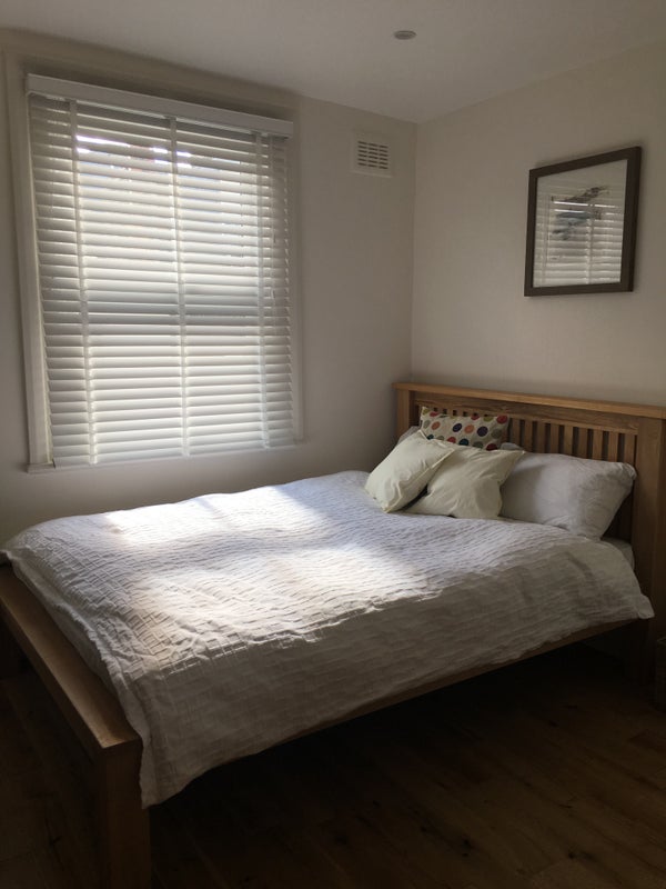 Room Fermoy Road in City of Westminster