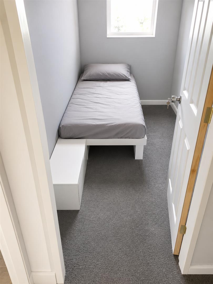 Room Clarence Street in Hindley
