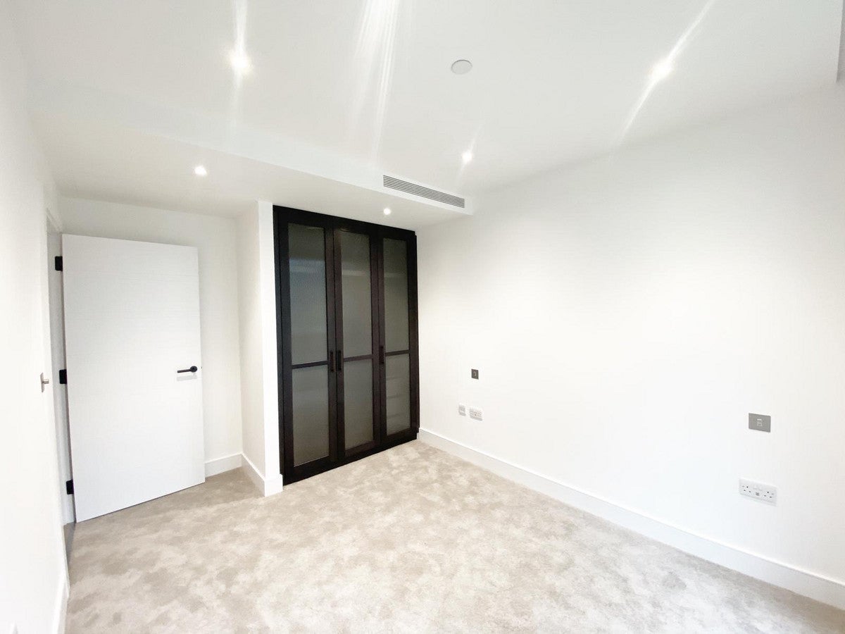 Flat Palmer Road in Greater London