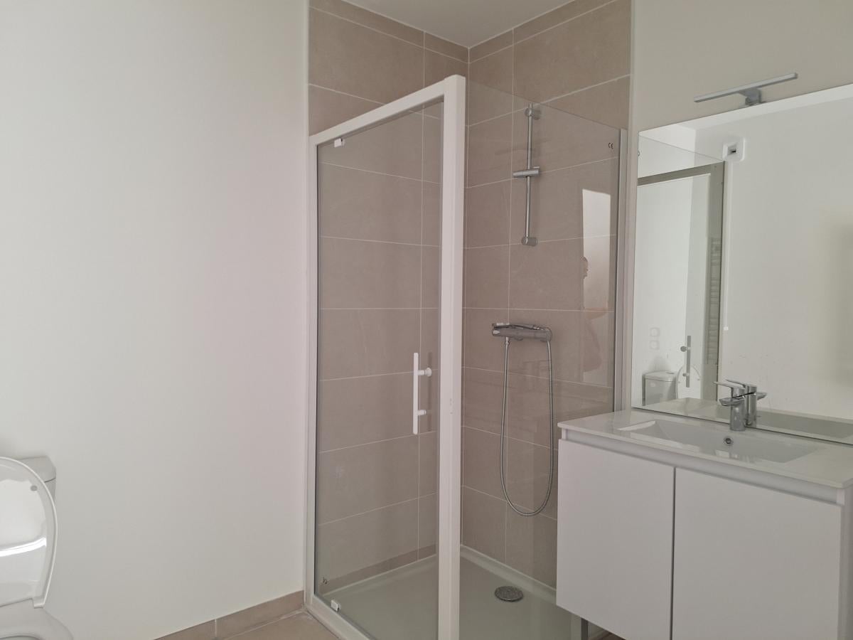 Appartement Lotissement Bain à Draguignan
