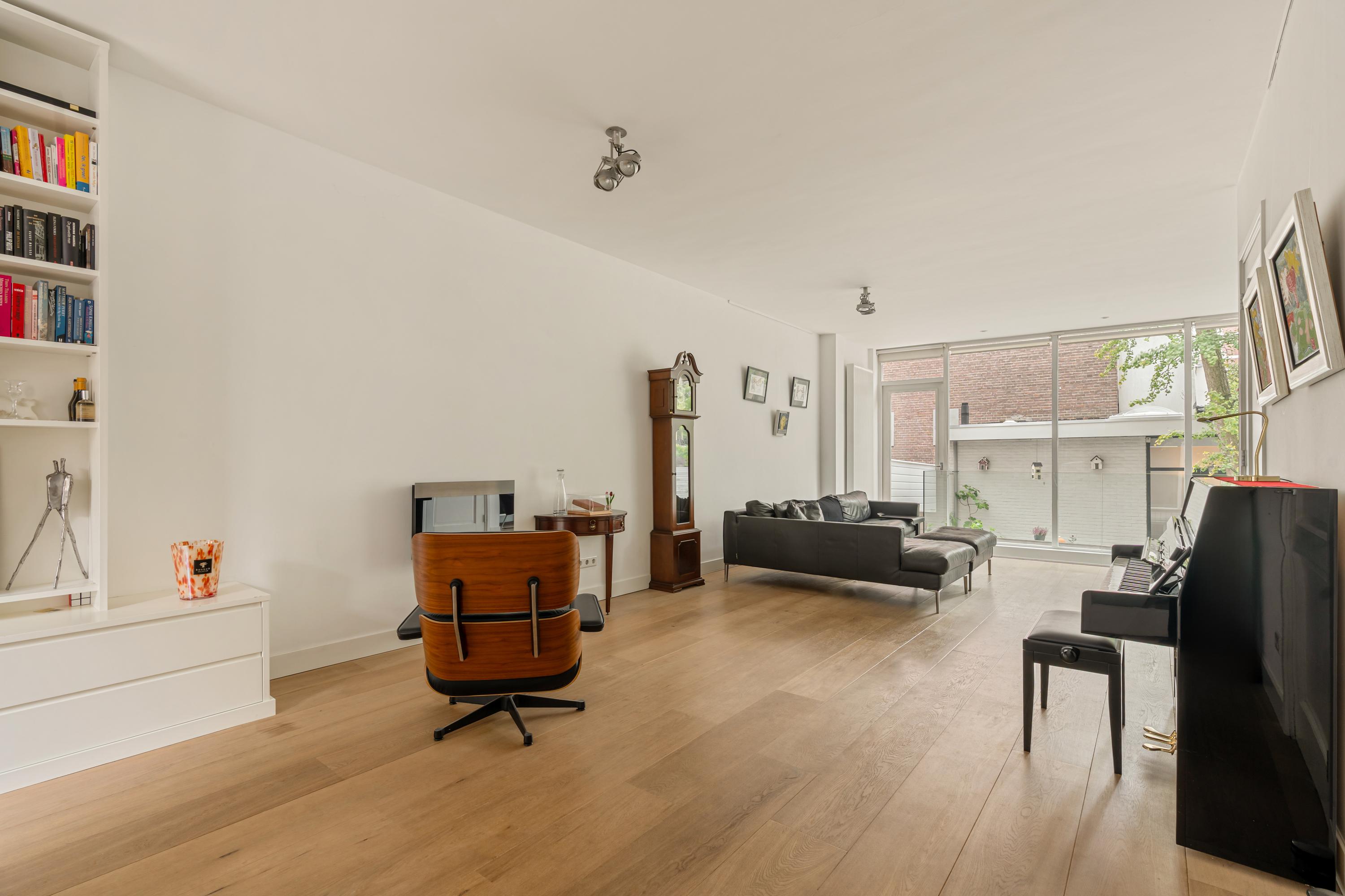 Appartement te koop: Van Breestraat 23H, Amsterdam
