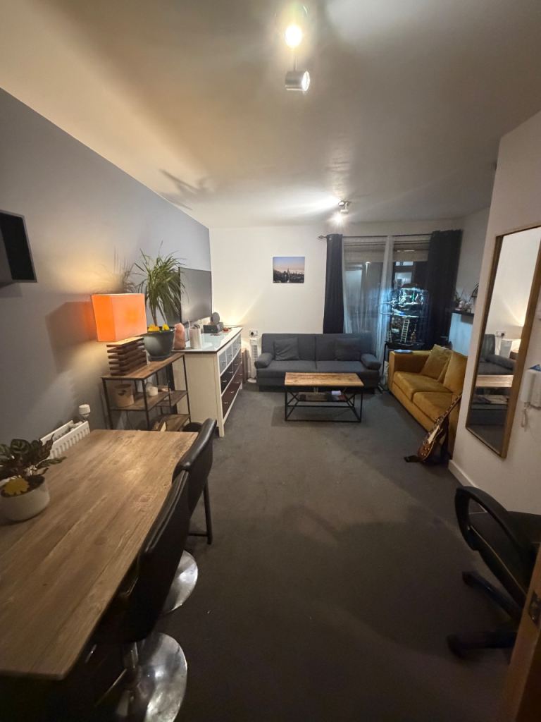 Flat Westfield Avenue in City of Edinburgh