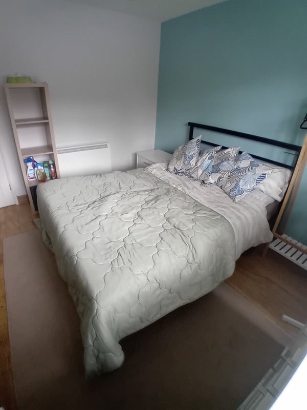 Room Belle Vue Road in Poole
