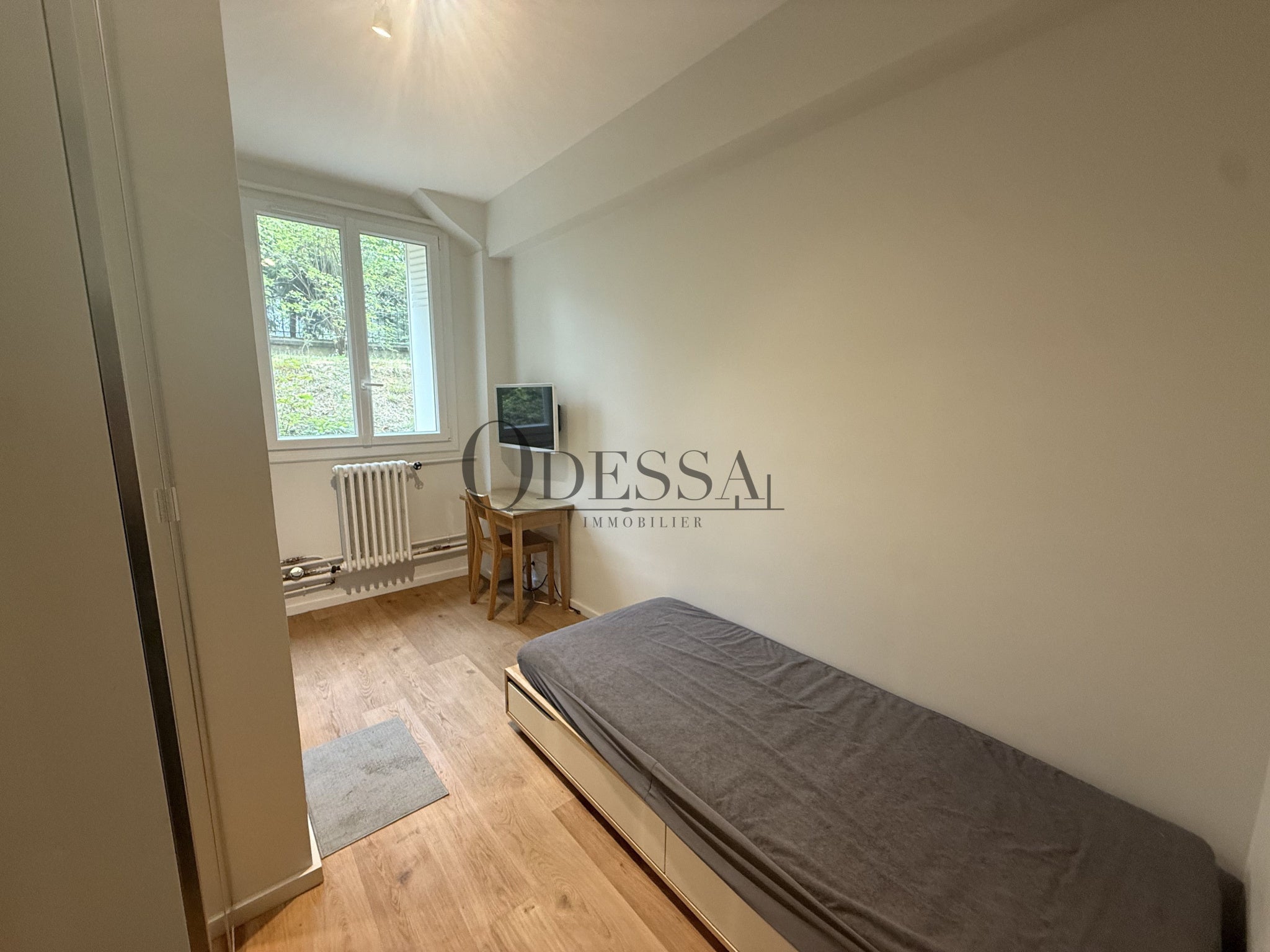 Chambre Boulevard Jean Mermoz à Neuilly-sur-Seine