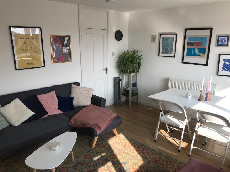 Room Wightman Road in Greater London