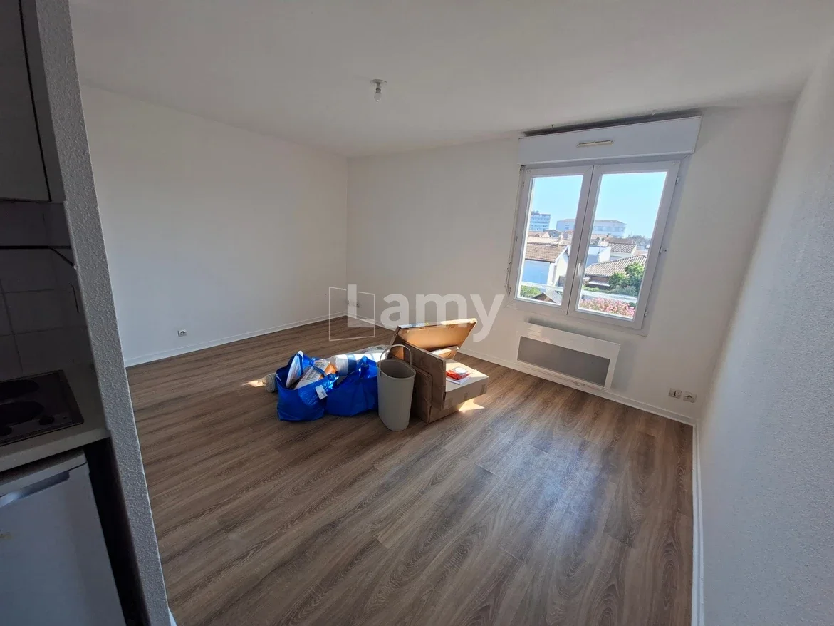 Flat Rue de Rigoulet in Bordeaux