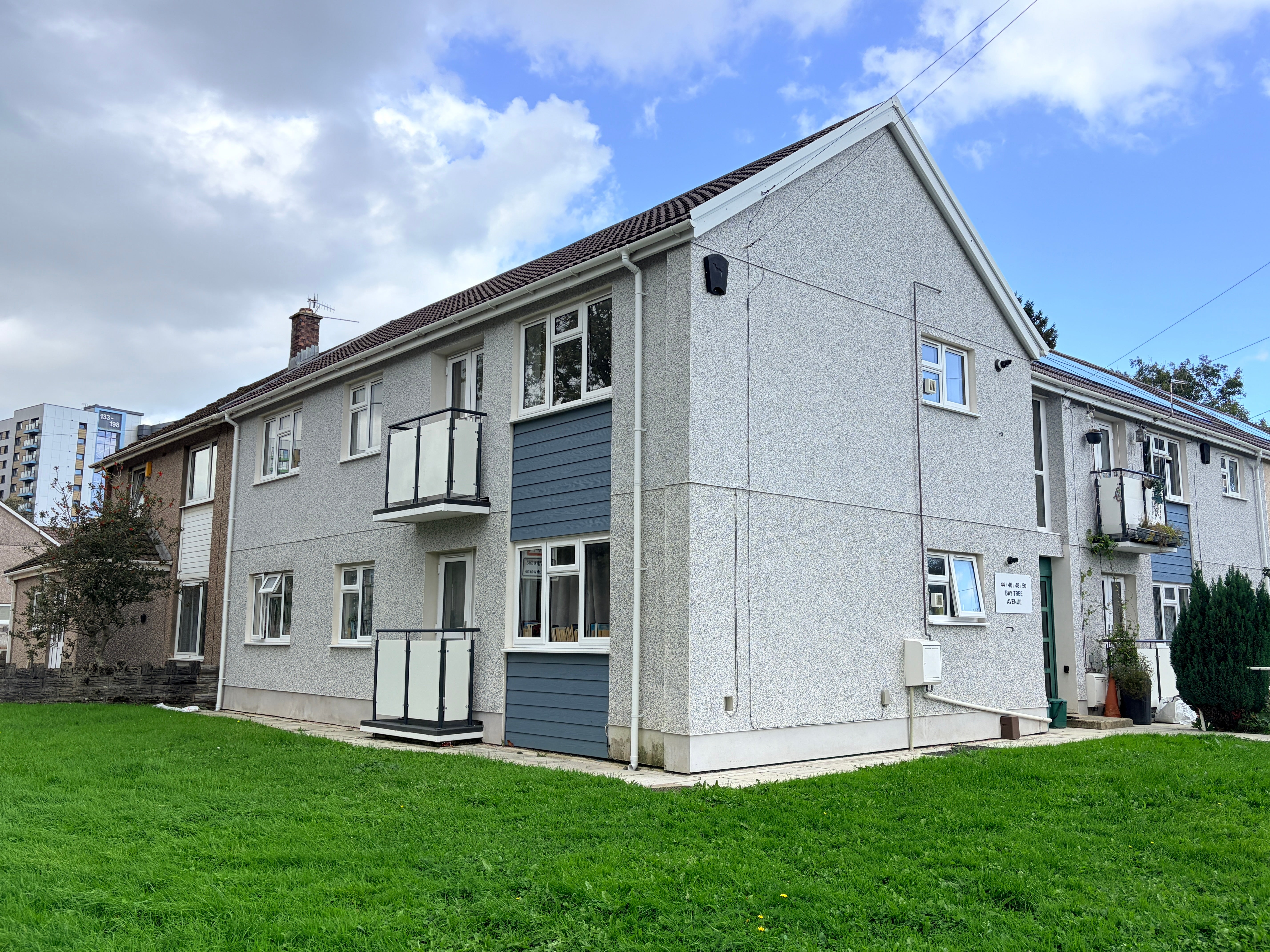 Flat Baytree Avenue in Swansea