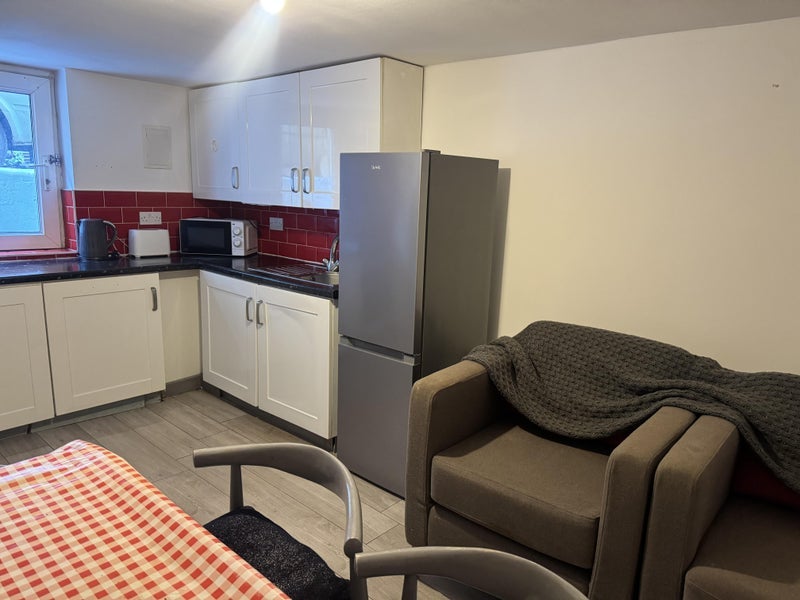 Flat Sebert Road in Greater London
