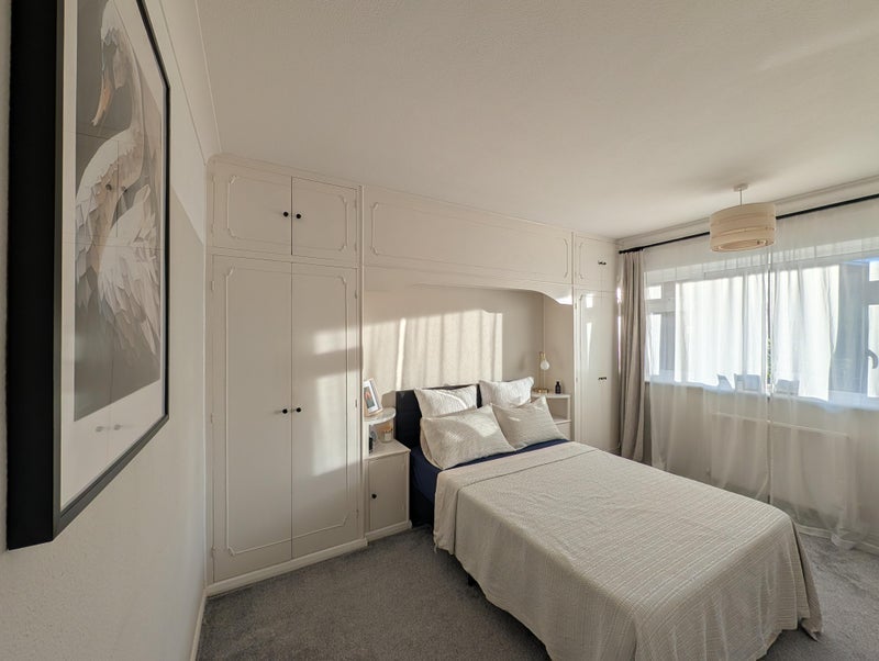 Room Sylvan Road in Greater London