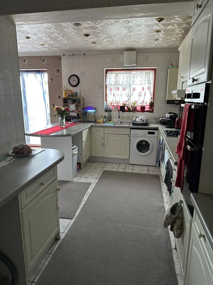 House Mundon Gardens in Greater London