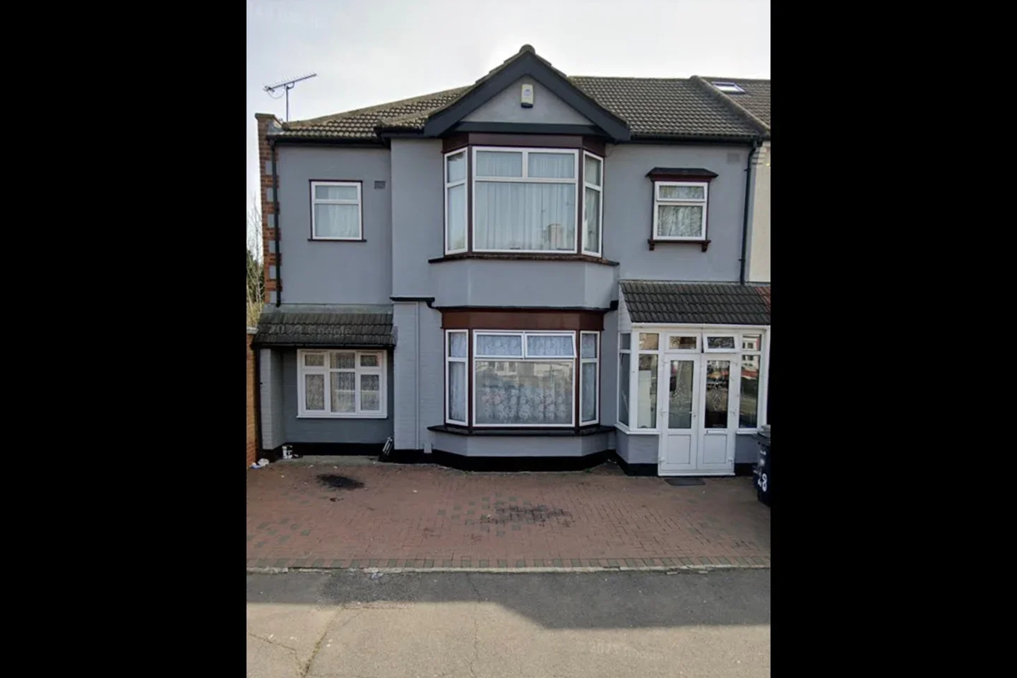 House Mundon Gardens in Greater London