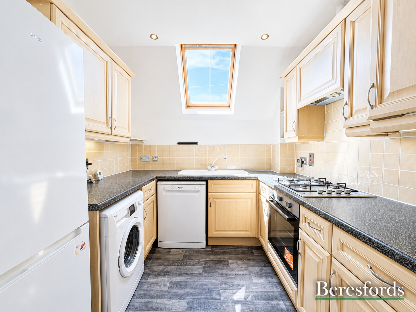 Flat Avitus Way in Colchester